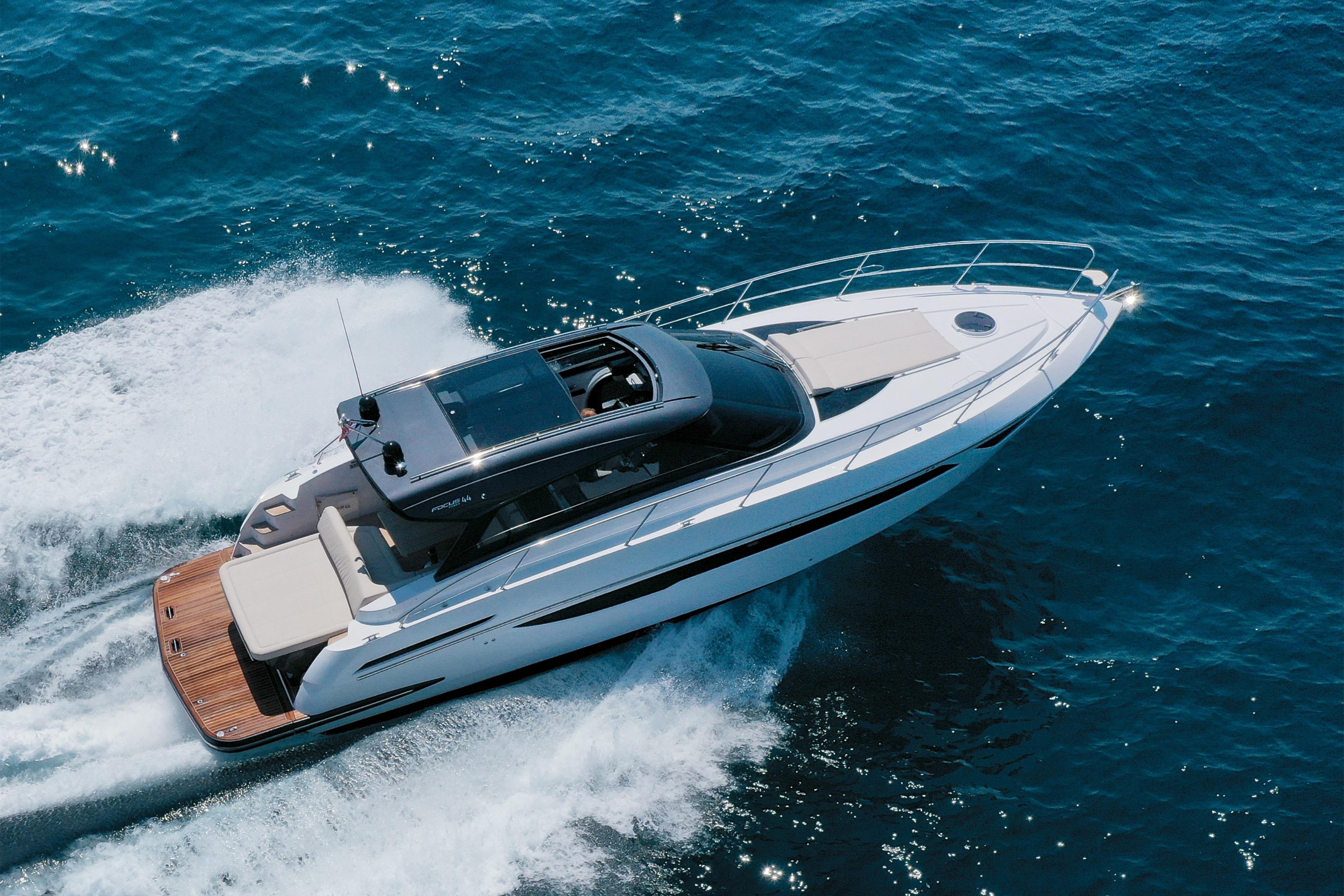 M/Y Dragonfly